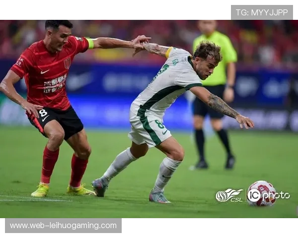 奥维耶多门将埃斯坎德尔95次扑救，扑救榜排名第一